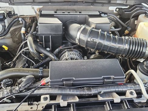 Used 2013 Ford F150 Raptor w/ Luxury Equipment Group AWD/4WD image 17