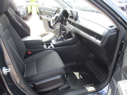 Certified 2025 Honda CR-V EX image 16