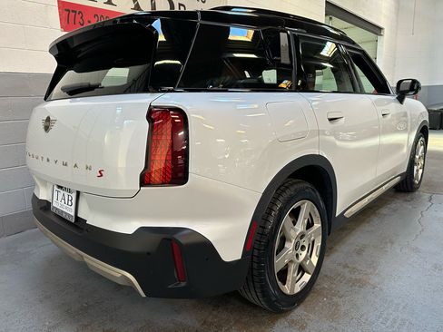 Used 2025 MINI Cooper Countryman S image 3