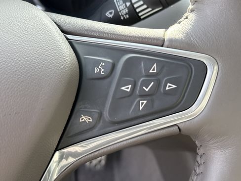 Used 2016 Chevrolet Malibu Premier w/ Driver Confidence Package image 26