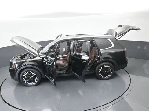 Used 2024 Kia Telluride EX w/ EX Captain's Chair Package FWD image 67