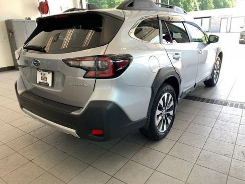 Certified 2023 Subaru Outback Limited AWD/4WD image 18