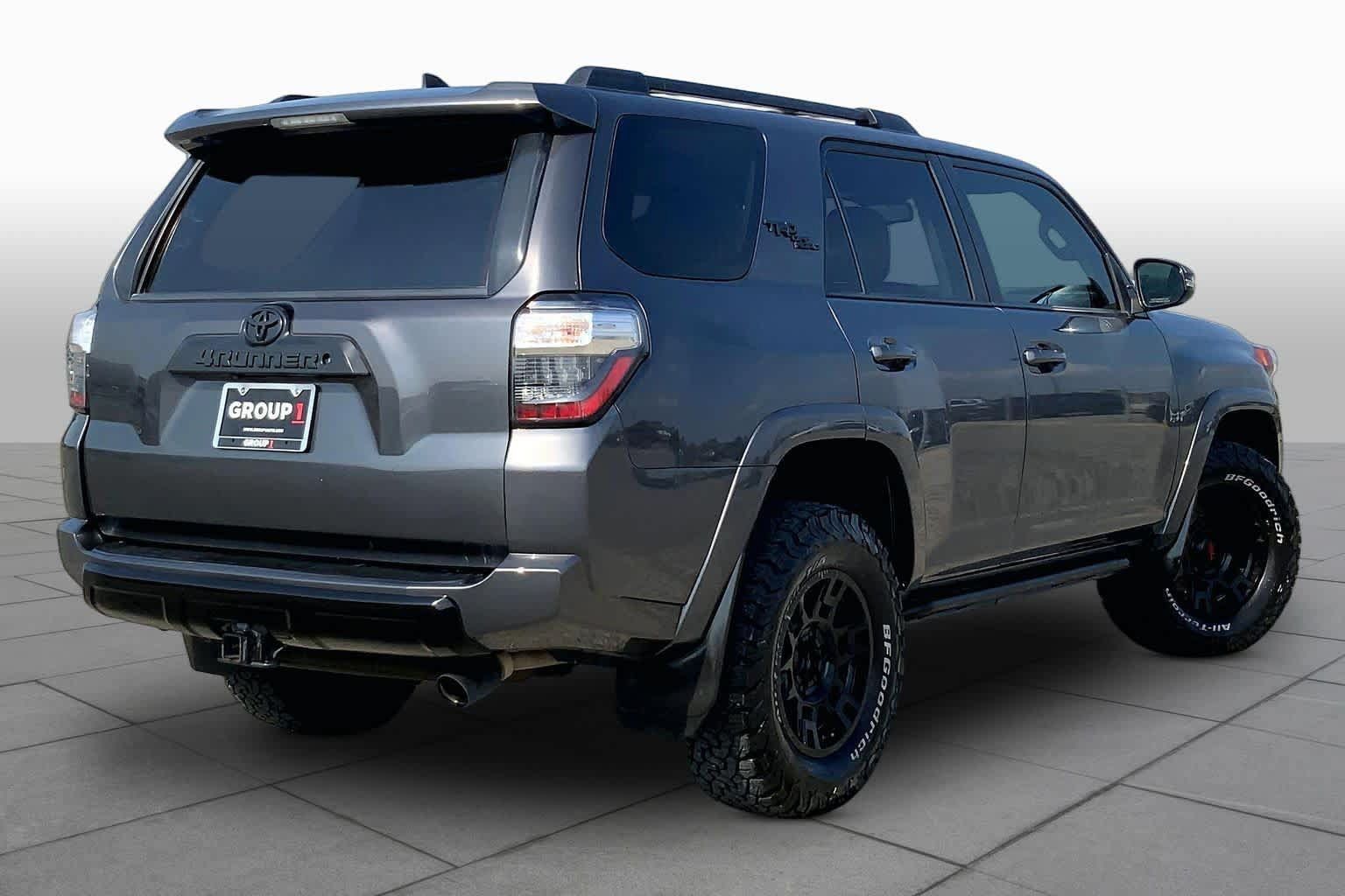 Used 2019 Toyota 4Runner TRD Off-Road Premium AWD/4WD image 13