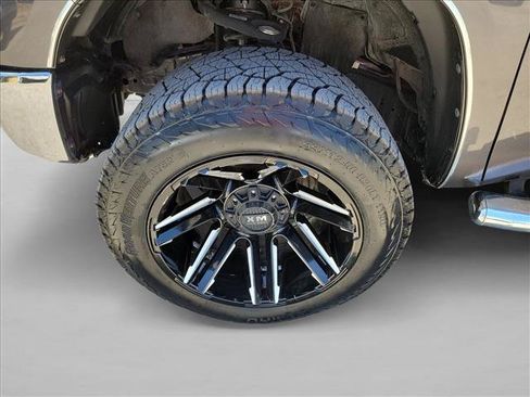 Used 2017 Toyota Tundra Limited RWD image 9