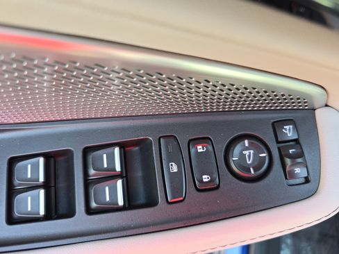 Used 2023 Acura MDX SH-AWD w/ Technology Package image 30