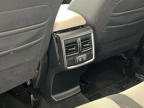 Used 2021 Subaru Forester Premium image 34