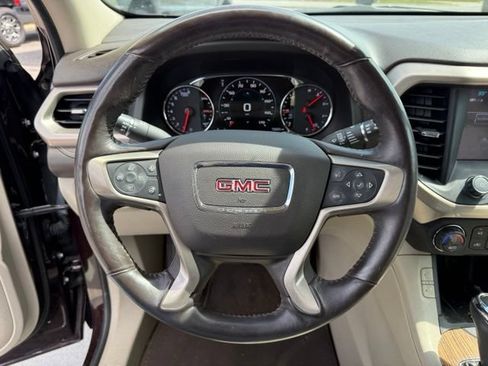 Used 2017 GMC Acadia Denali w/ Technology Package AWD/4WD image 21