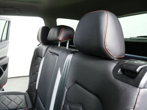 New 2026 Volkswagen Atlas Peak Edition AWD/4WD image 21