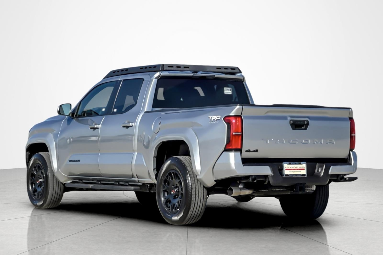 Certified 2025 Toyota Tacoma TRD Sport AWD/4WD image 3
