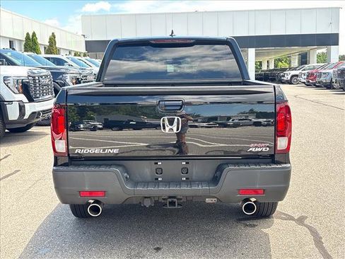 Used 2023 Honda Ridgeline Sport image 5