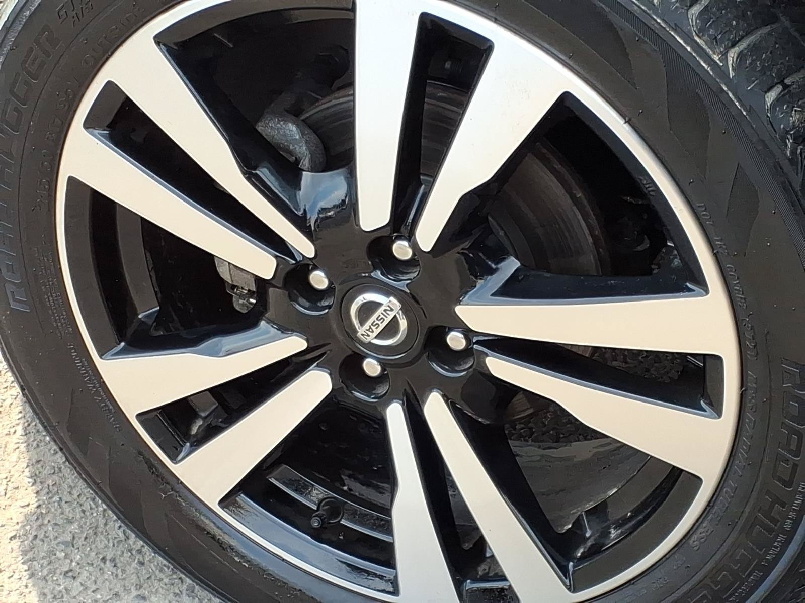 Used 2020 Nissan Kicks SV w/ Exterior Package FWD image 10