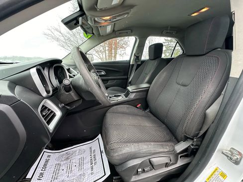 Used 2014 Chevrolet Equinox LS image 9