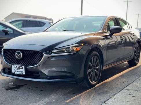 Used 2018 MAZDA MAZDA6 Sport w/ I-ACTIVSENSE Package FWD image 5