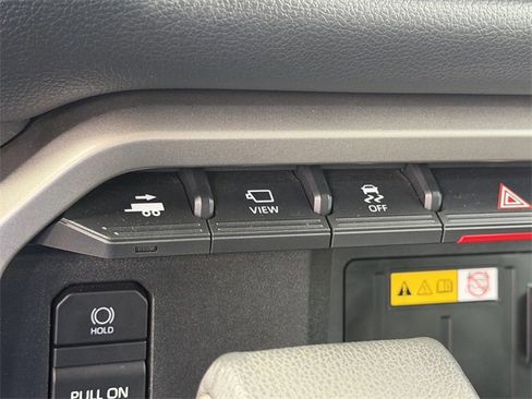 Used 2023 Toyota Tundra Limited image 19