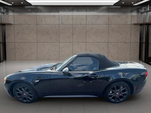 Used 2019 FIAT 124 Spider Abarth w/ Convenience Group RWD image 6