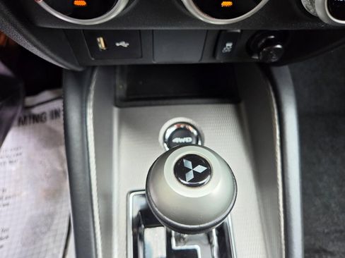 Used 2025 Mitsubishi Outlander Sport ES AWD/4WD image 15
