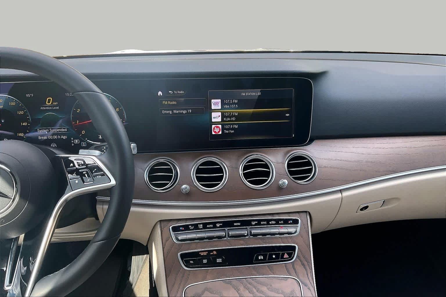 Used 2022 Mercedes-Benz E 350 Sedan image 7