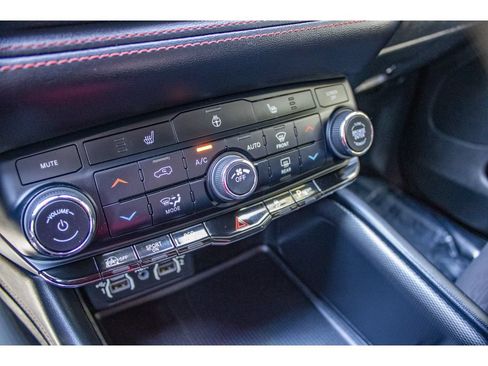 Used 2023 Dodge Durango GT AWD/4WD image 54