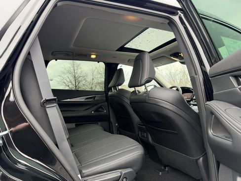 New 2026 INFINITI QX60 Luxe w/ Cargo Package image 11