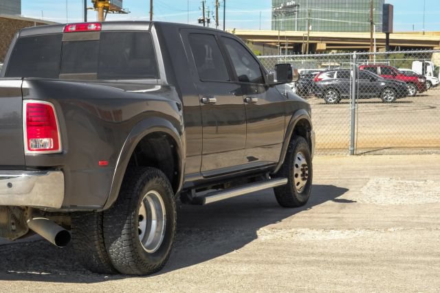 Used 2014 RAM 3500 Laramie Longhorn w/ Convenience Group AWD/4WD image 12