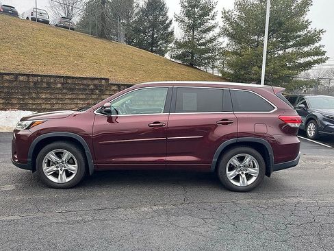 Used 2017 Toyota Highlander Limited w/ Protection Package #3 image 2