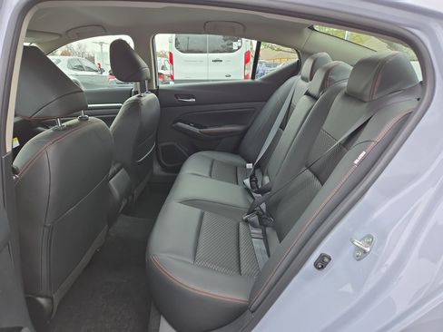 New 2025 Nissan Altima 2.5 SR image 16