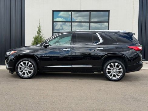 Used 2020 Chevrolet Traverse Premier w/ LPO, Floor Liner Package FWD image 2