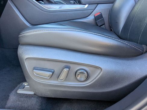 Used 2021 Toyota Highlander Limited image 30