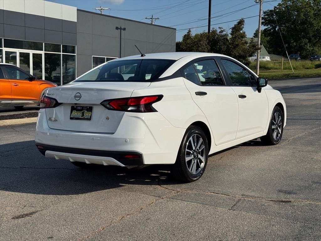 Certified 2024 Nissan Versa S w/ S Plus Package FWD image 3
