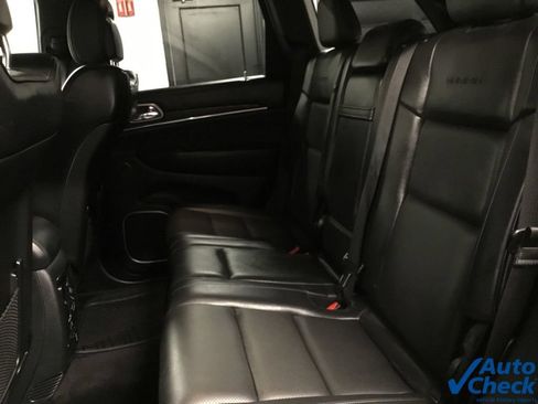 Used 2017 Jeep Grand Cherokee Summit w/ Platinum Series Group AWD/4WD image 31