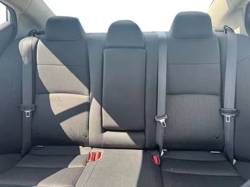 Used 2024 Nissan Altima 2.5 SV FWD image 18
