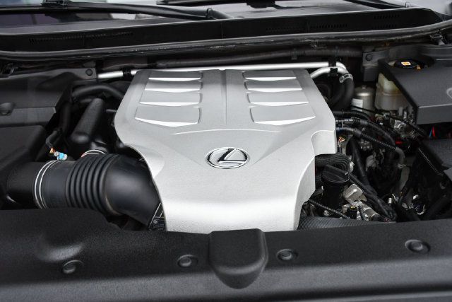 Used 2021 Lexus GX 460 Premium w/ Accessory Package AWD/4WD image 25
