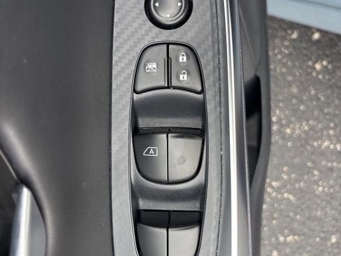 Used 2025 Nissan Sentra SR image 31