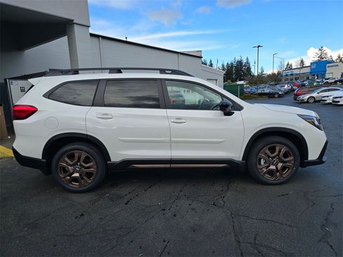 New 2026 Subaru Ascent Limited Bronze image 3