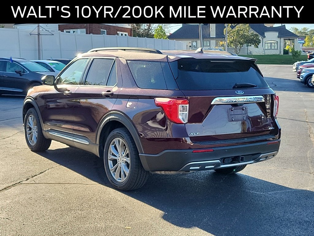 Certified 2022 Ford Explorer XLT w/ Equipment Group 202A AWD/4WD image 5