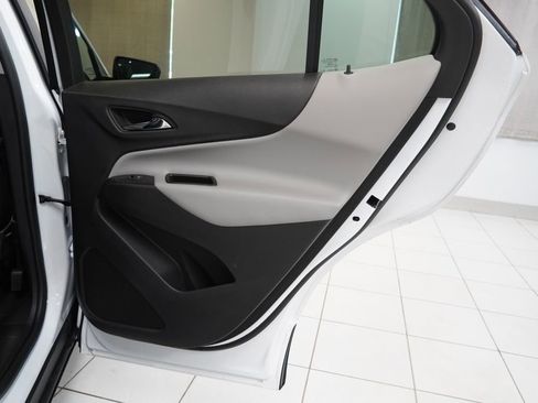 Used 2023 Chevrolet Equinox LS w/ LS Convenience Package image 26