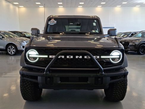 Used 2024 Ford Bronco Wildtrak image 2