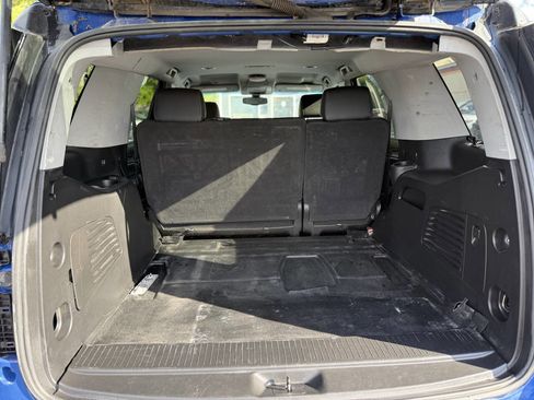 Used 2020 Chevrolet Tahoe 4WD image 32