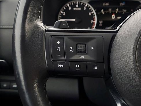 Used 2023 Nissan Pathfinder SL image 18