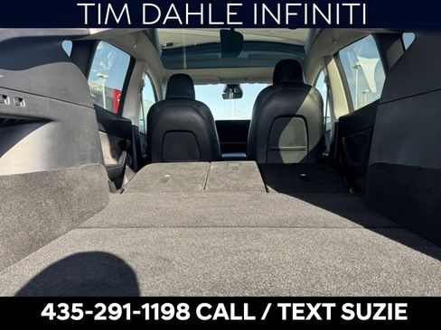 Used 2021 Tesla Model Y Long Range image 18