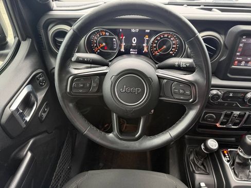Used 2021 Jeep Gladiator Sport AWD/4WD image 14