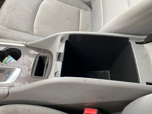 Used 2016 Chevrolet Malibu LT image 13