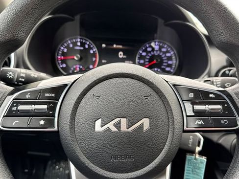 Used 2023 Kia Forte LXS w/ LXS Technology Package FWD image 34