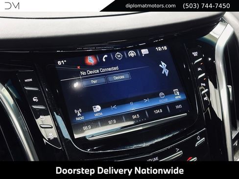 Used 2017 Cadillac Escalade ESV Platinum AWD/4WD image 41
