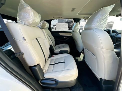 Used 2025 MAZDA CX-90 Plug-In Hybrid w/ Preferred image 28