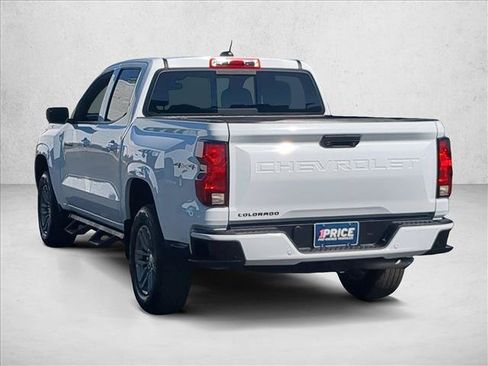 Used 2025 Chevrolet Colorado LT AWD/4WD image 8