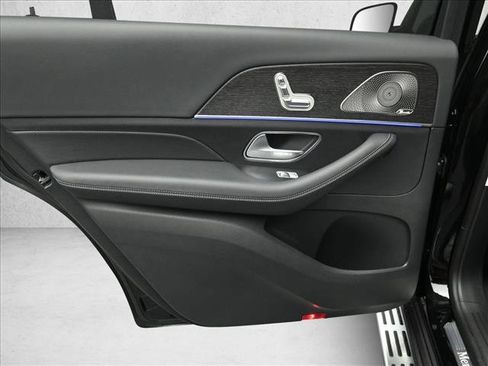 Certified 2026 Mercedes-Benz GLS 450 4MATIC image 23