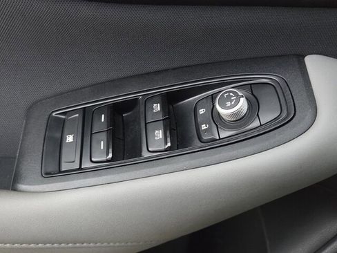 Used 2021 Subaru Outback Premium image 17