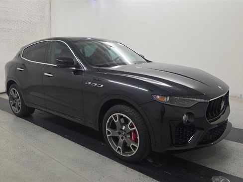 Used 2023 Maserati Levante Modena AWD/4WD image 3