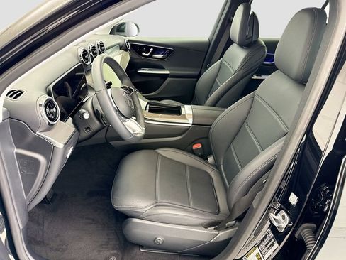 Certified 2026 Mercedes-Benz GLC 300 4MATIC image 17